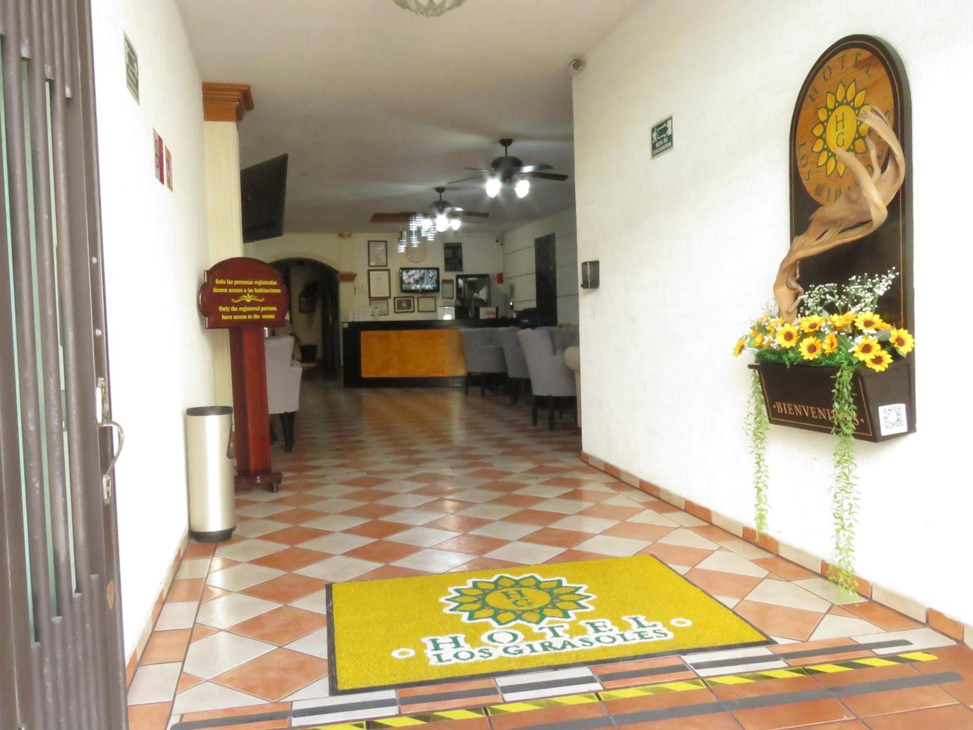 Hotel Los Girasoles Tepic Exterior foto